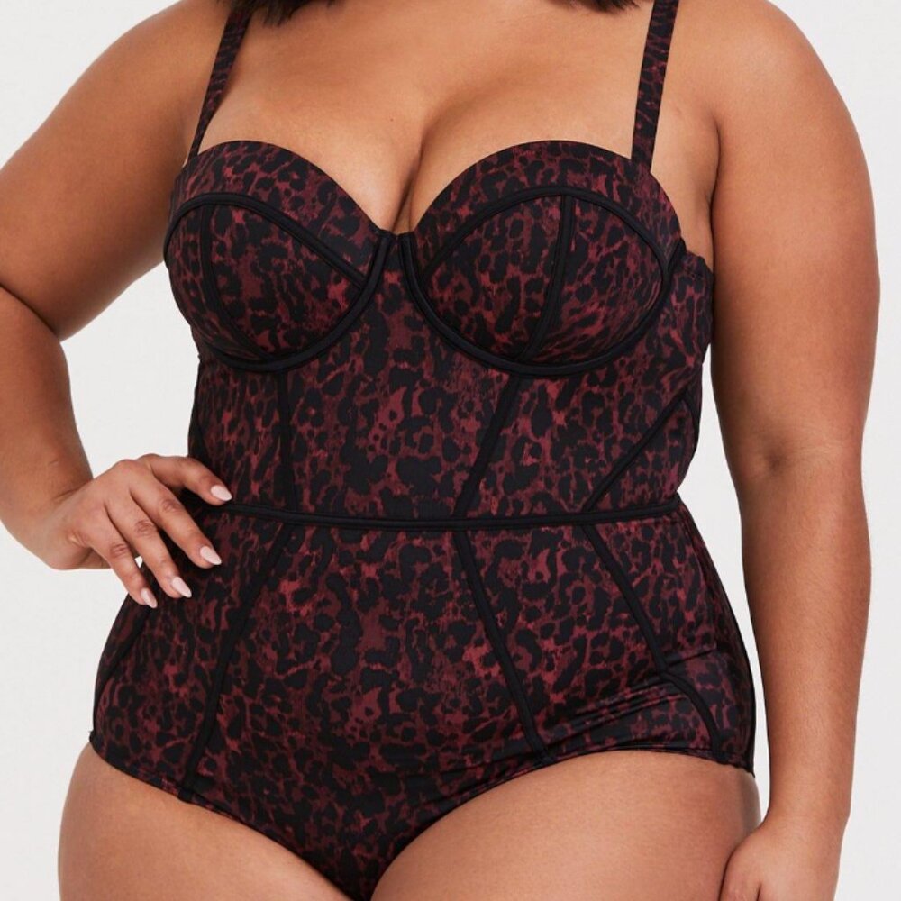 Torrid Burgundy Black leopard Print Underwire One Piece Swimsuit 3X NWOT